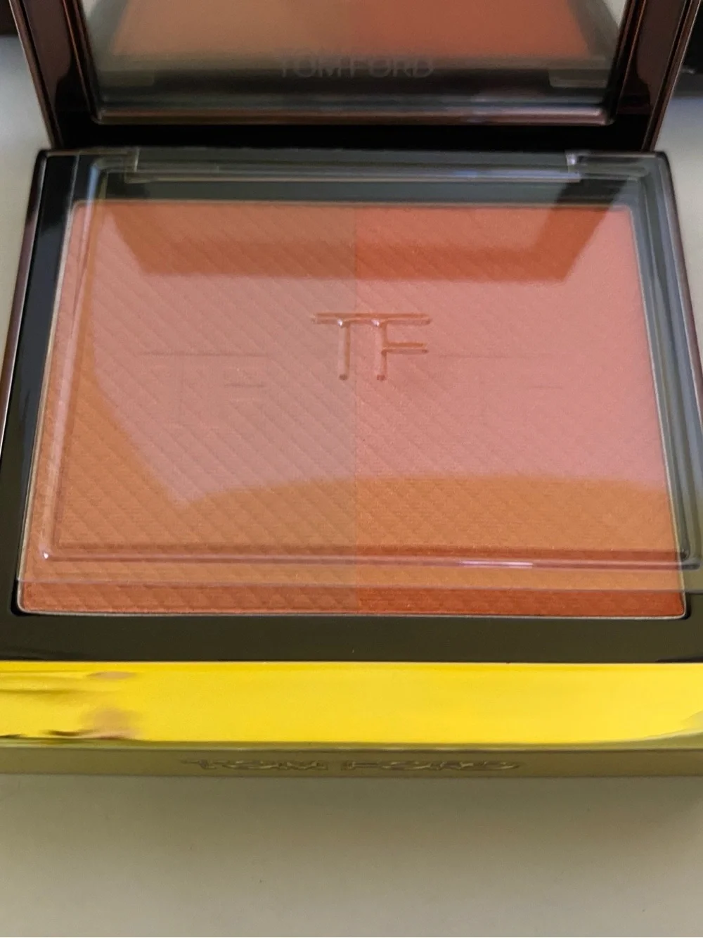 Tom Ford Shade and Illuminate Blush Duo 04 Cherry Blaze